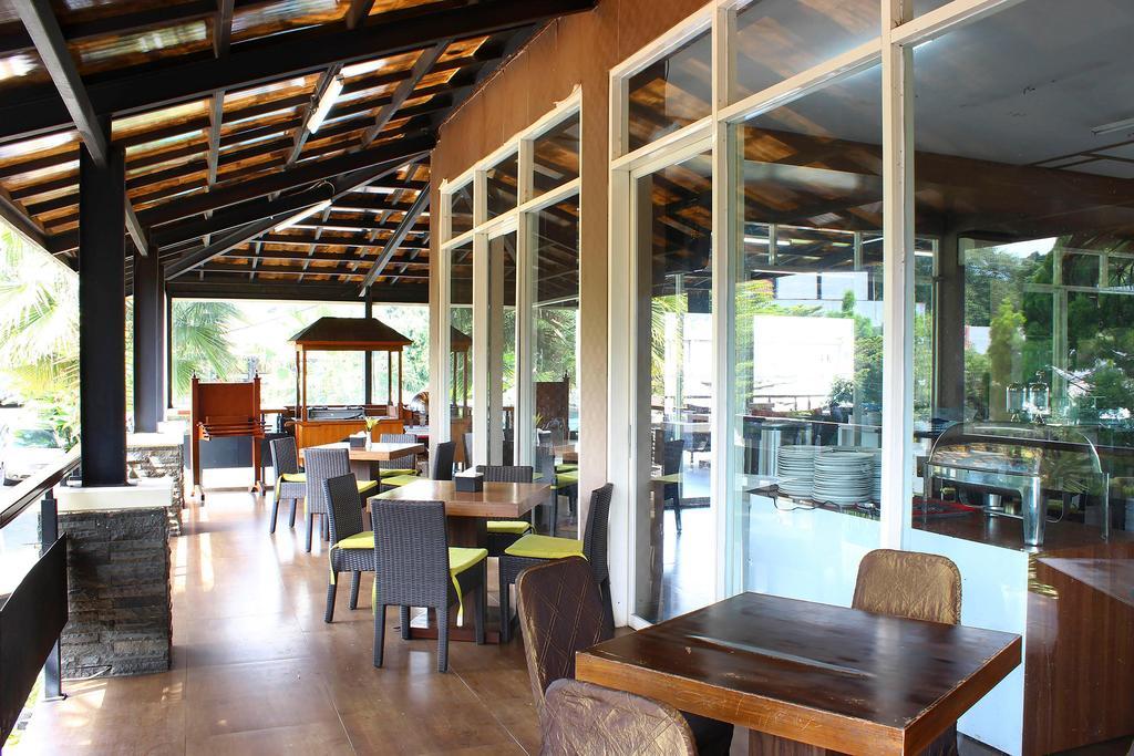 The Rizen Hotel Cisarua Eksteriør bilde