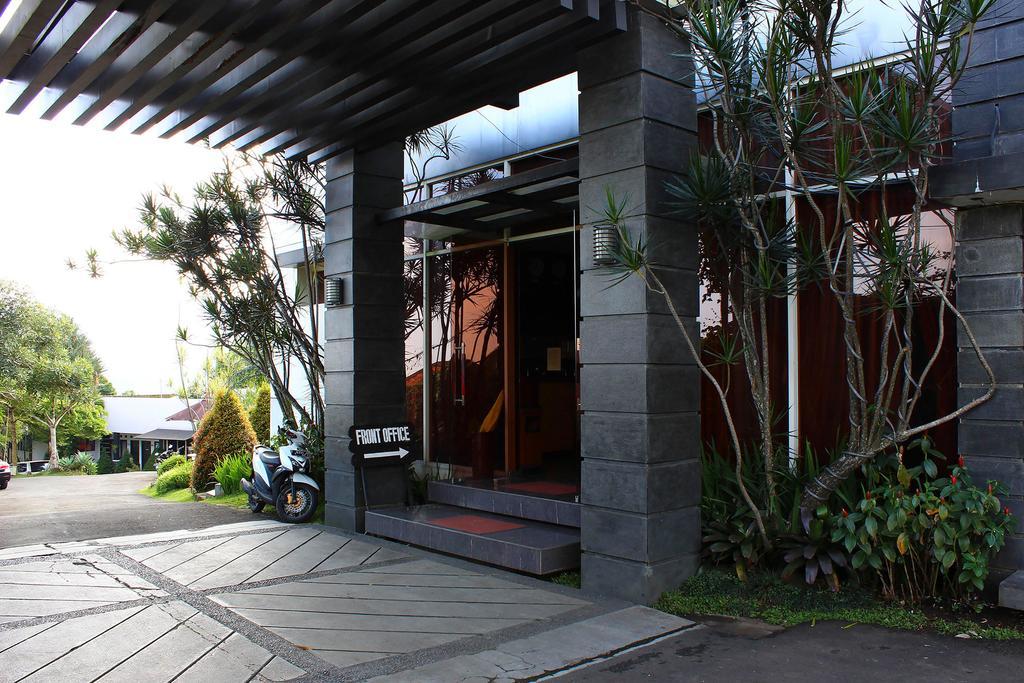 The Rizen Hotel Cisarua Eksteriør bilde