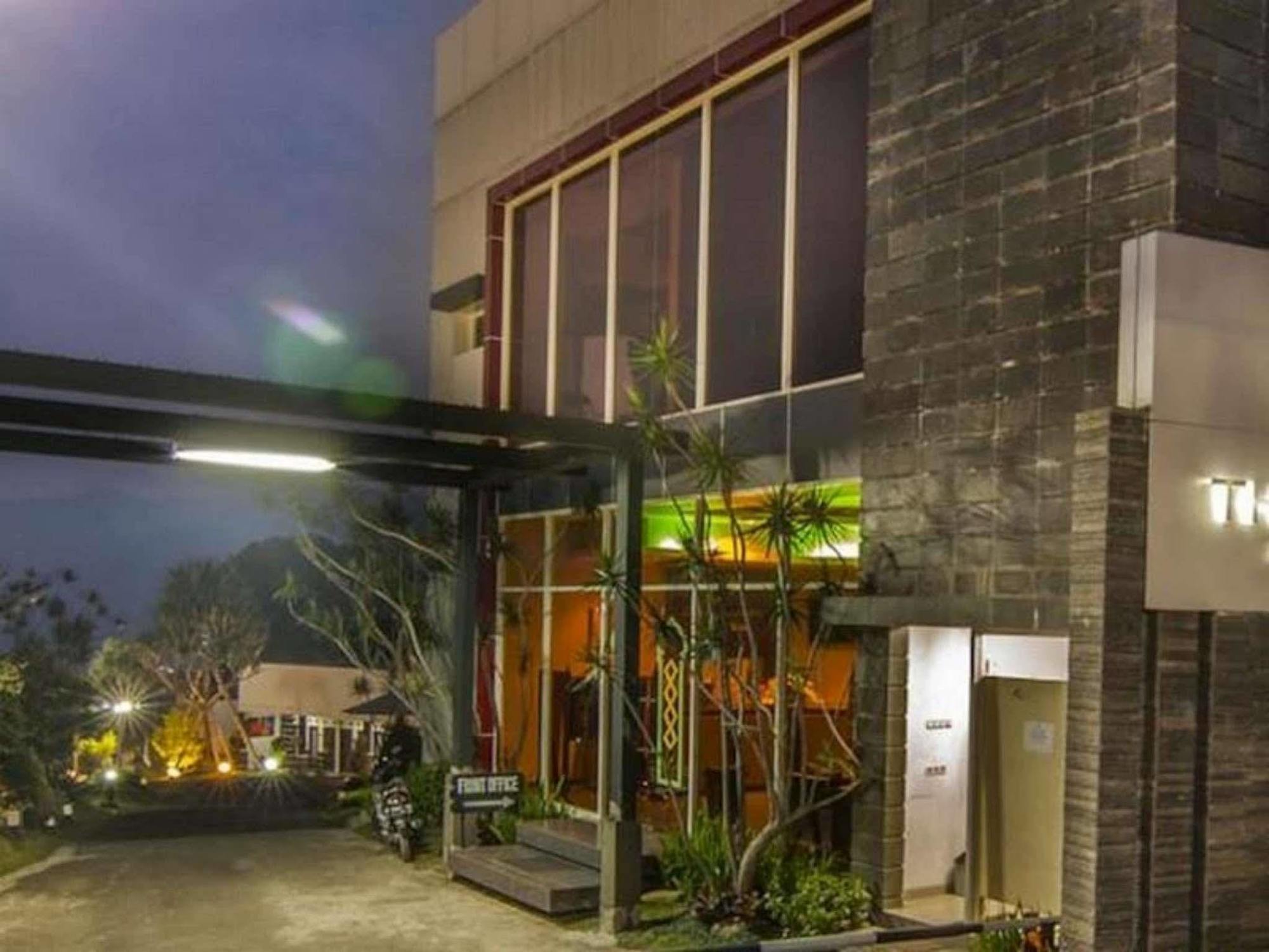 The Rizen Hotel Cisarua Eksteriør bilde